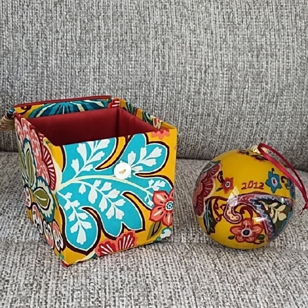 Vera Bradley 2012 Ornament
